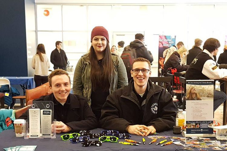 Image: Martin advising students on their study abroad options