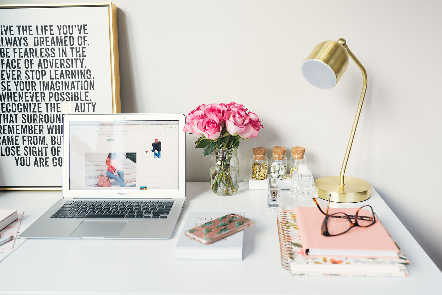 Pink Desk Set Up